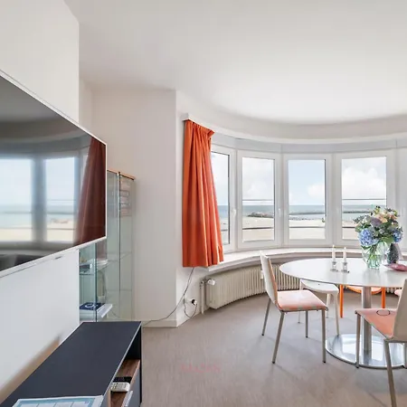 Paris Seaview Zeezicht Vue By Bloss