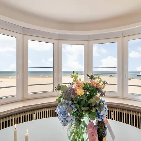 Paris Seaview Zeezicht Vue By Bloss Ostende