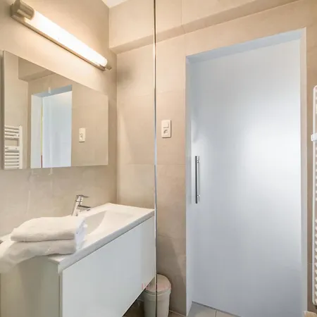 Apartman Paris Seaview Zeezicht Vue By Bloss