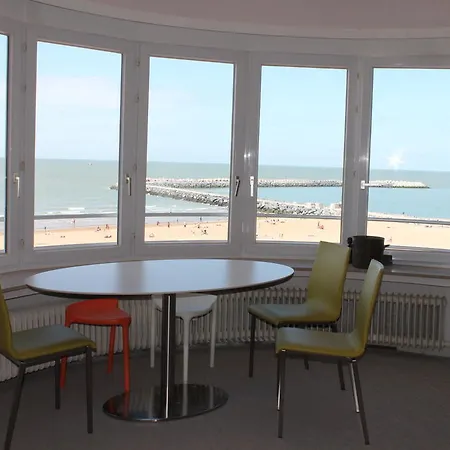 Paris Seaview Zeezicht Vue By Bloss