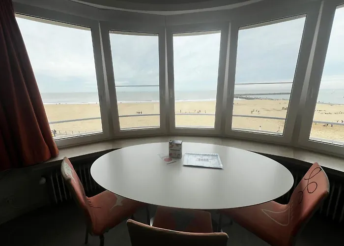 Paris Seaview Zeezicht Vue By Bloss 오스텐드